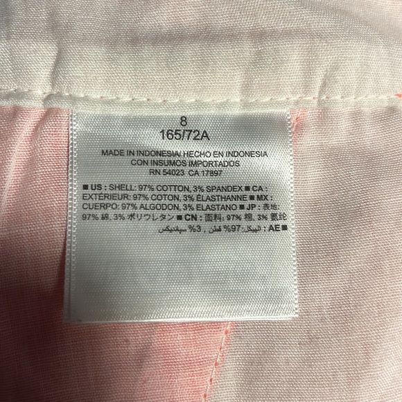 Old Navy Size 8 womens shorts.  Pink/Salmon color. - Picture 4 of 5